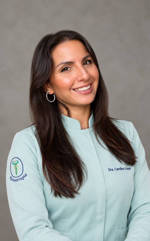 Retrato profissional de fisioterapeuta sorridente (1)